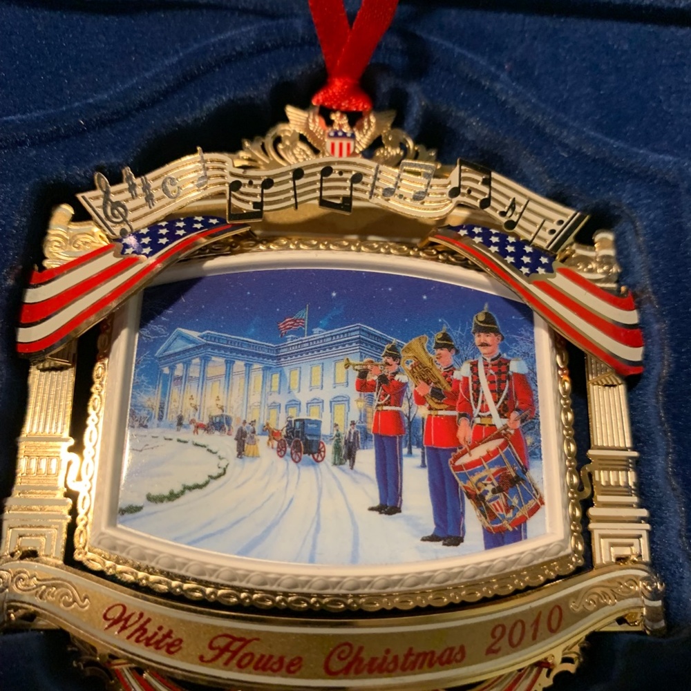 White House Christmas Ornaments - Picture 4 of 9